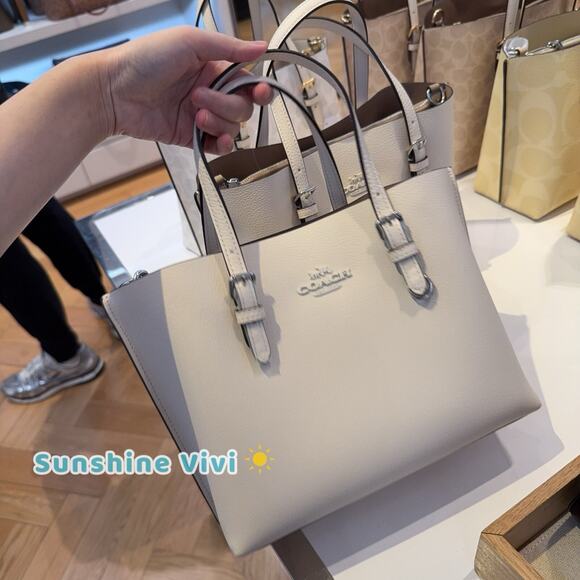 NWT Coach Mollie Tote 25 with crossbody strap Pebble Leather CV966 Silver/Chalk - Picture 1 of 9